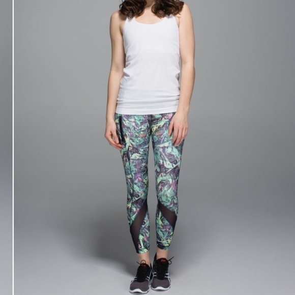 Lululemon Inspire Tight II *Full-On Luxtreme (Mesh)
Leggings size 8 - Picture 3 of 10